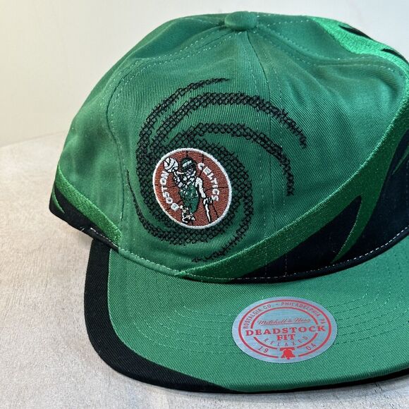Boston Celtics Spiral Deadstock Cap Green Snapback Mitchell & Ness Unique Hat - Picture 12 of 14